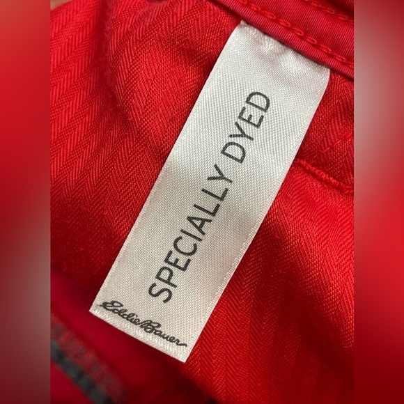 Eddie Bauer red high rise cotton stretch casual shorts. Women’s size 8 - Picture 12 of 16